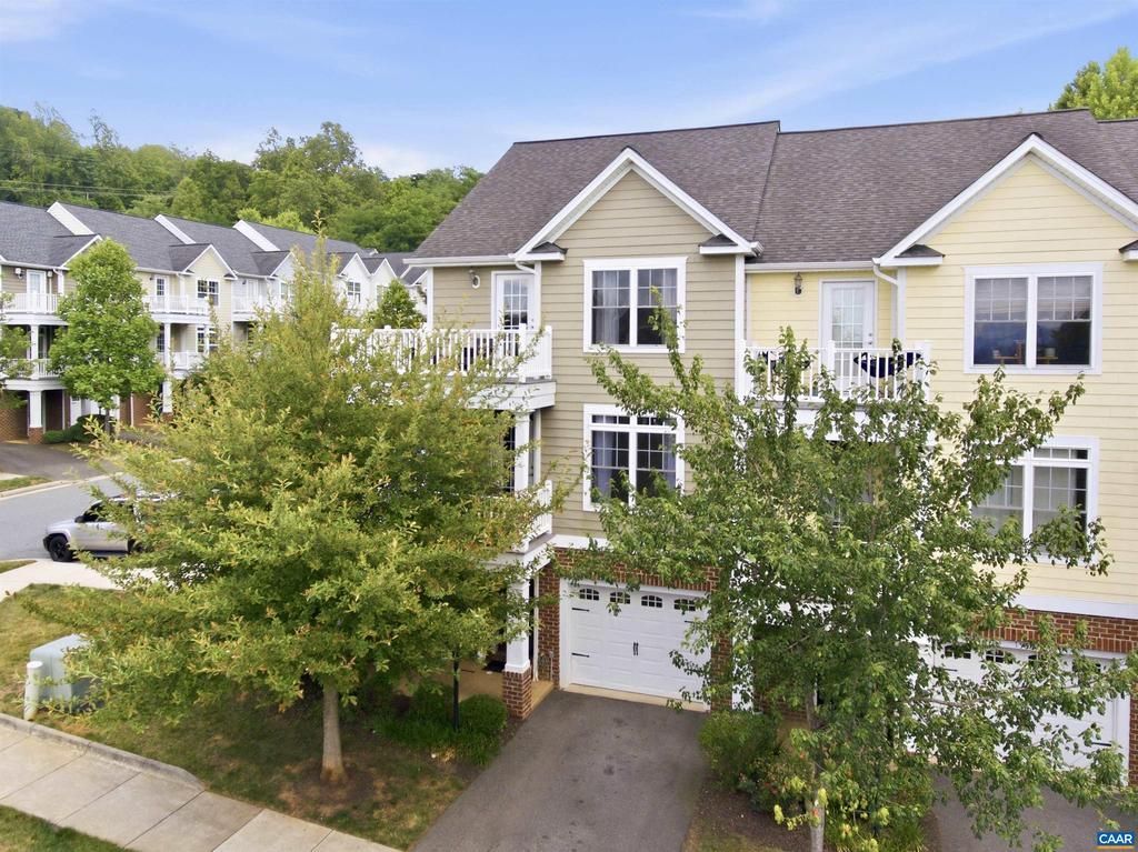1565 Newcastle Ct, Charlottesville, VA 22911 Main Photo