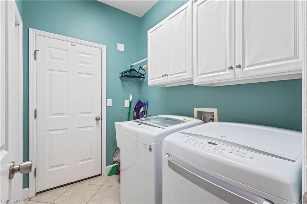 21313 Velino Ln, Estero, FL 33928 Photo