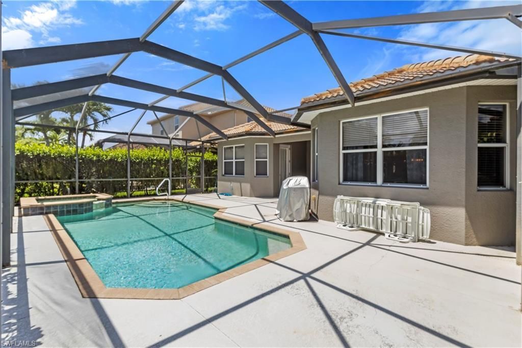 21313 Velino Ln, Estero, FL 33928 Photo