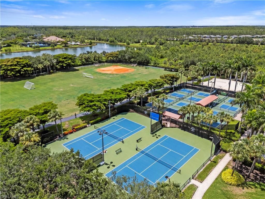 21313 Velino Ln, Estero, FL 33928 Photo