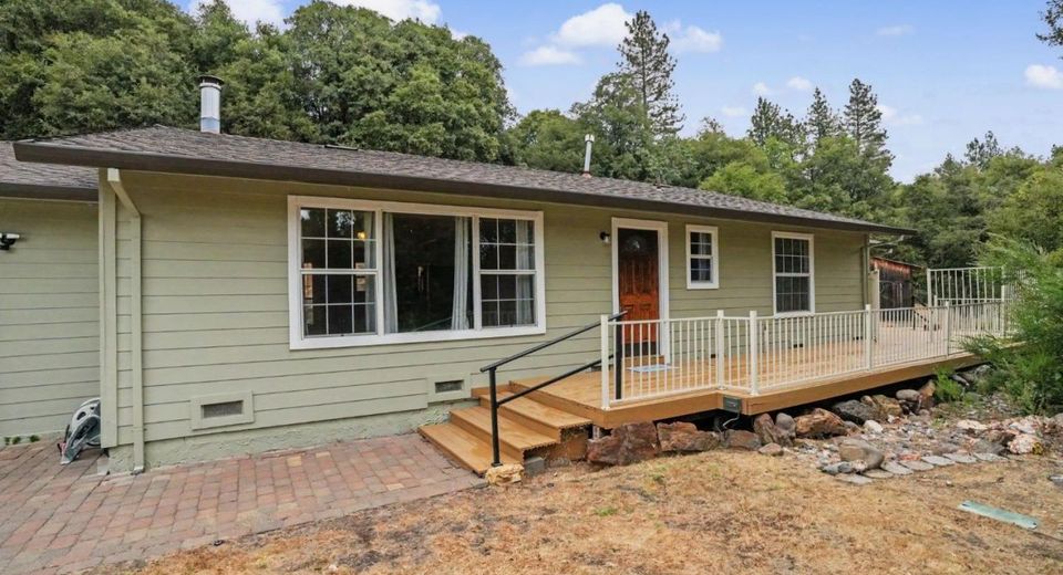 18567 Sugar Pine Dr, Pine Grove, CA 95665 Photo