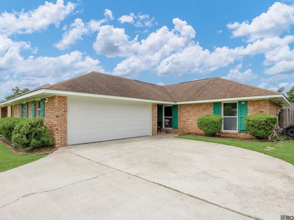 4031 Daytona Dr, Baton Rouge, LA 70814