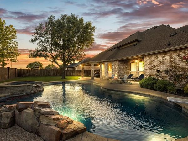 7206 Cattle Barron Court, Midlothian, TX 76065