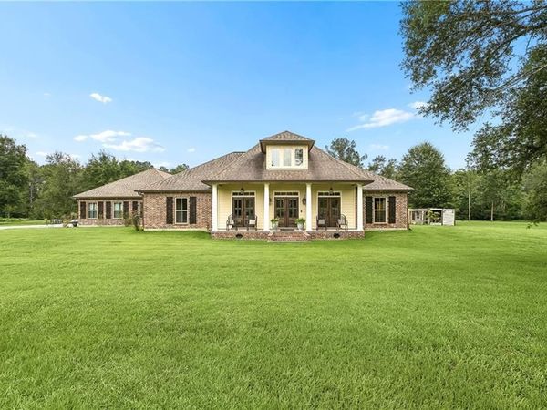 278 OAK DOWNS Drive, Pearl River, LA 70452
