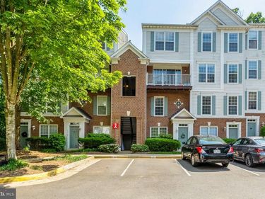 12729 FAIRCREST COURT , Unit 39-301, FAIRFAX, VA 22033