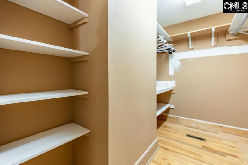 100 Seven Drive  Photo 34