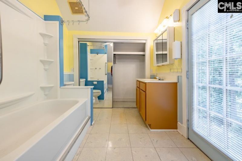 100 Seven Drive  Photo 41