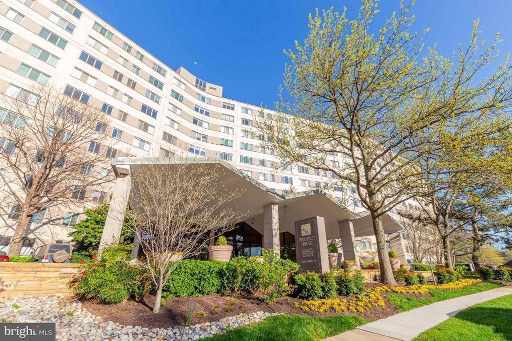 1200 N Nash Street, Unit 566, Arlington, VA 22209 Main Photo