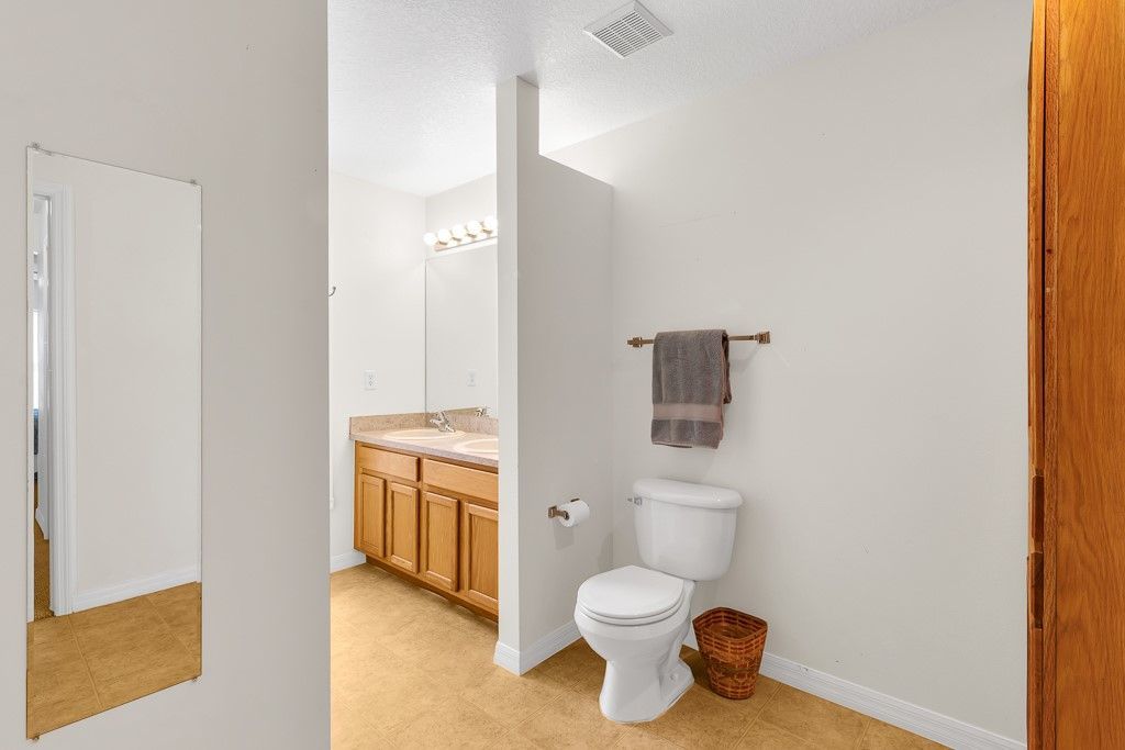 934 Bermuda Avenue, Sebastian, FL 32958 Photo
