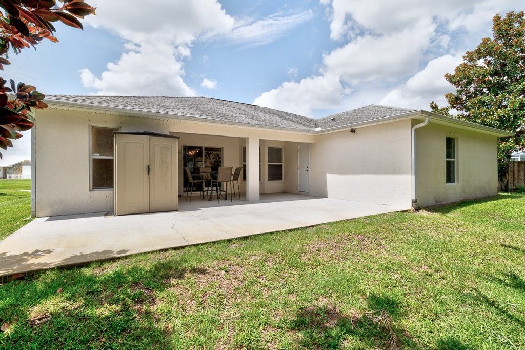 934 Bermuda Avenue, Sebastian, FL 32958 Photo