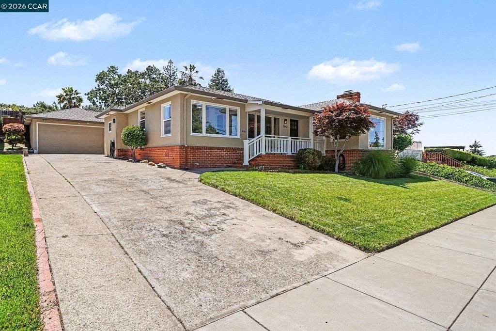 1940 Pine St, Martinez, CA 94553 Main Photo