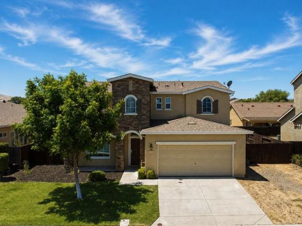 13673 Santa Lucia Drive, Gustine, CA 95322