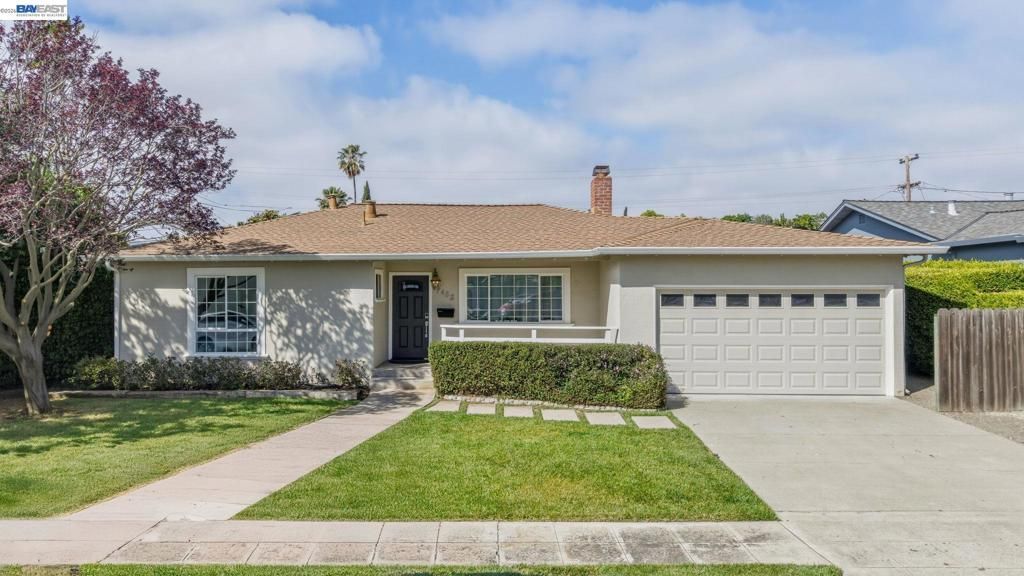 7482 Larkdale Avenue, Dublin, CA 94568 Main Photo