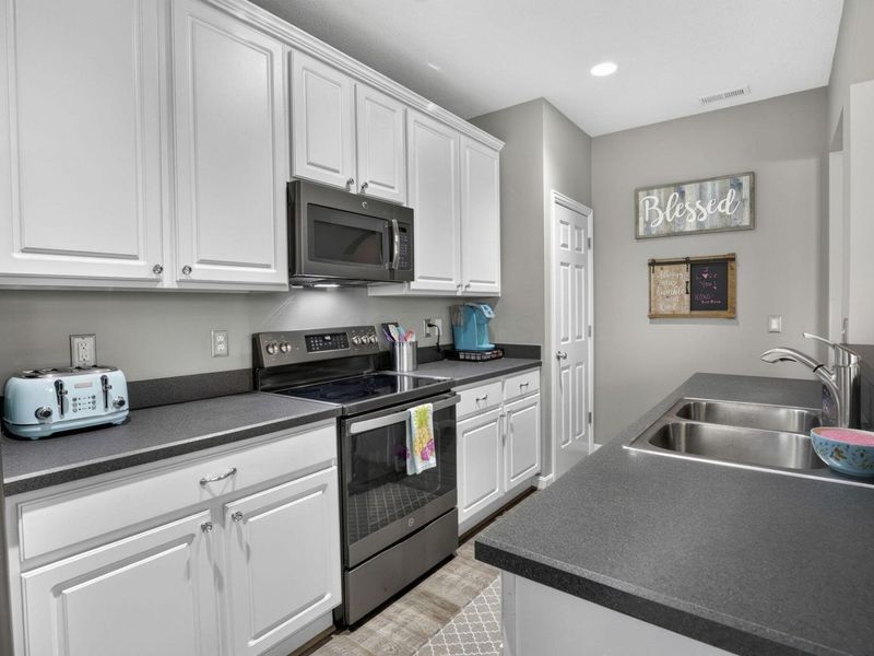 7911 Ashenden Drive , Blacklick, OH 43004 Photo 20