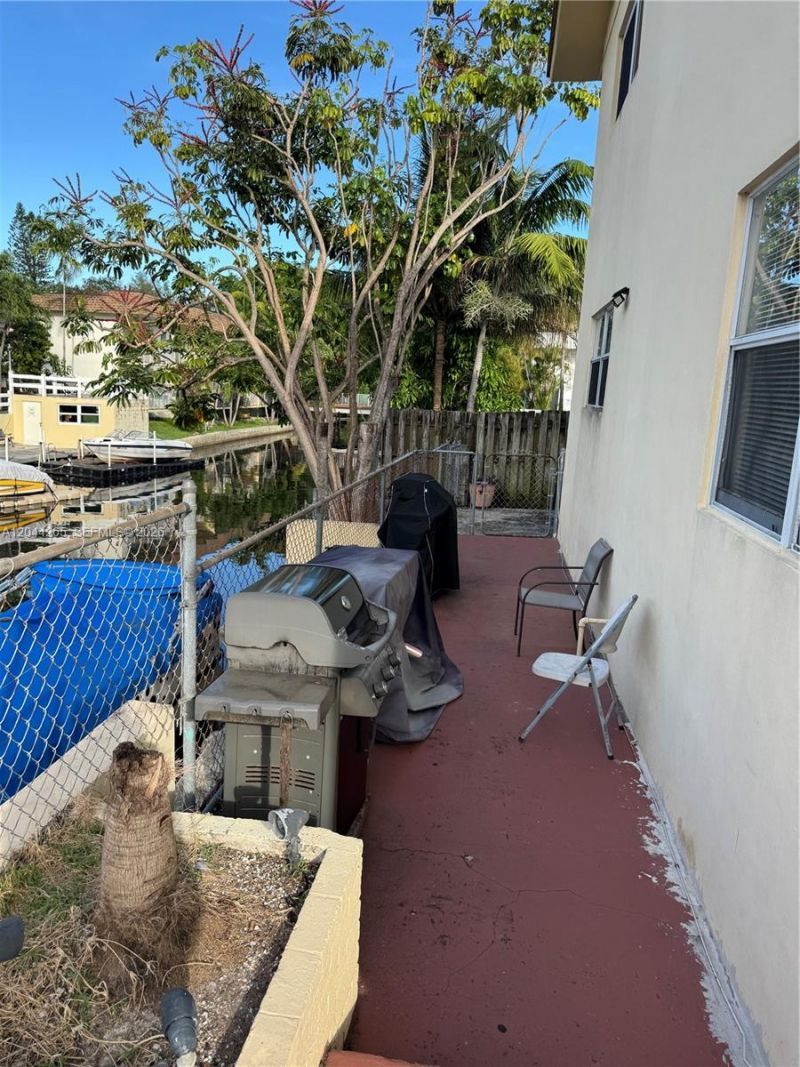 1765 Venice Ln, Unit 4E, North Miami, FL 33181 Photo
