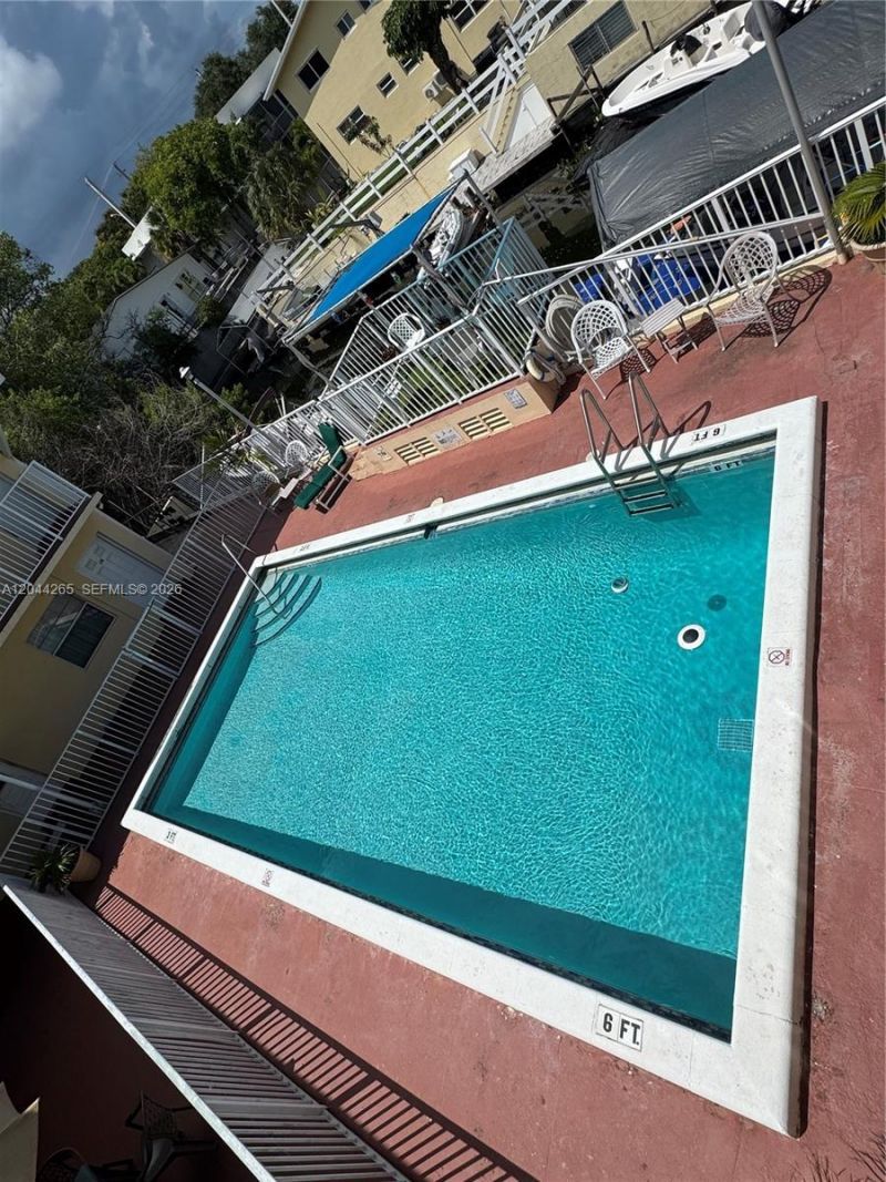 1765 Venice Ln, Unit 4E, North Miami, FL 33181 Photo