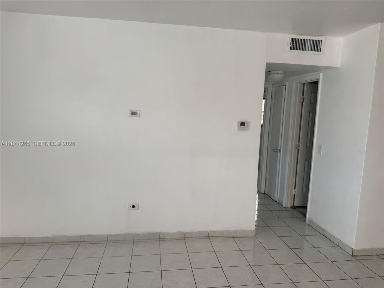 1765 Venice Ln, Unit 4E, North Miami, FL 33181 Photo