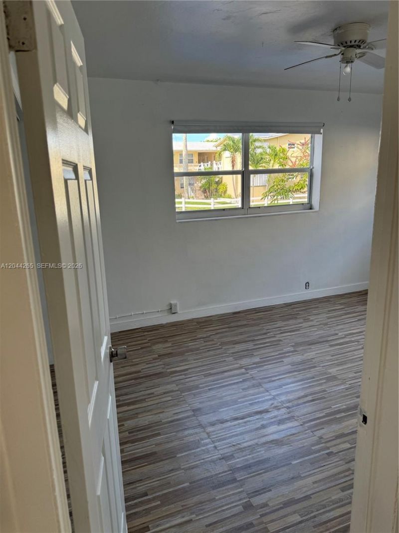1765 Venice Ln, Unit 4E, North Miami, FL 33181 Photo