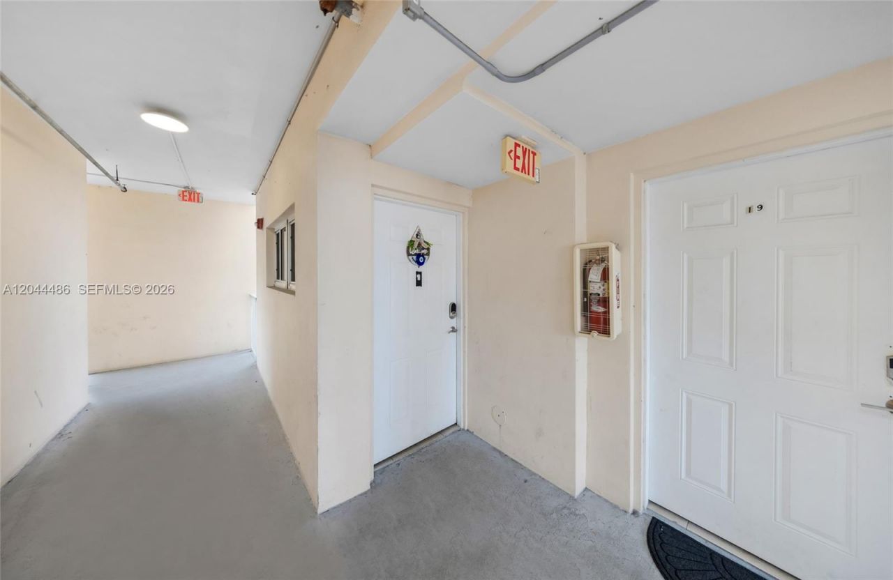 1553 SW 2nd St , Miami, FL 33135 Photo