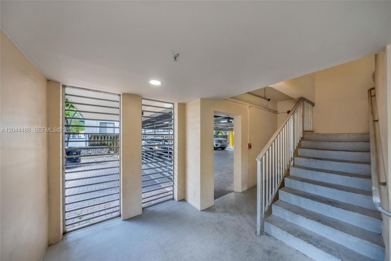 1553 SW 2nd St , Miami, FL 33135 Photo