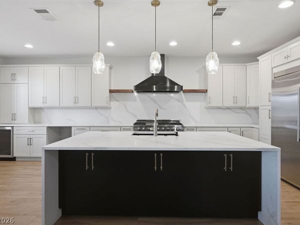 10327 Parkview Mountain Avenue, Las Vegas, NV 89166