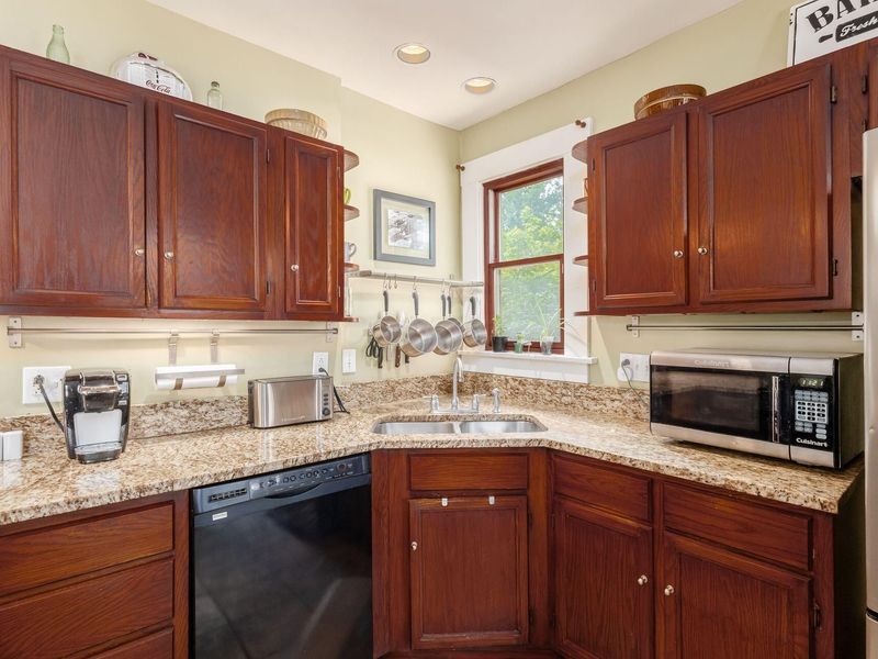 23 W Orchard Lane, Columbus, OH 43214 Photo 18