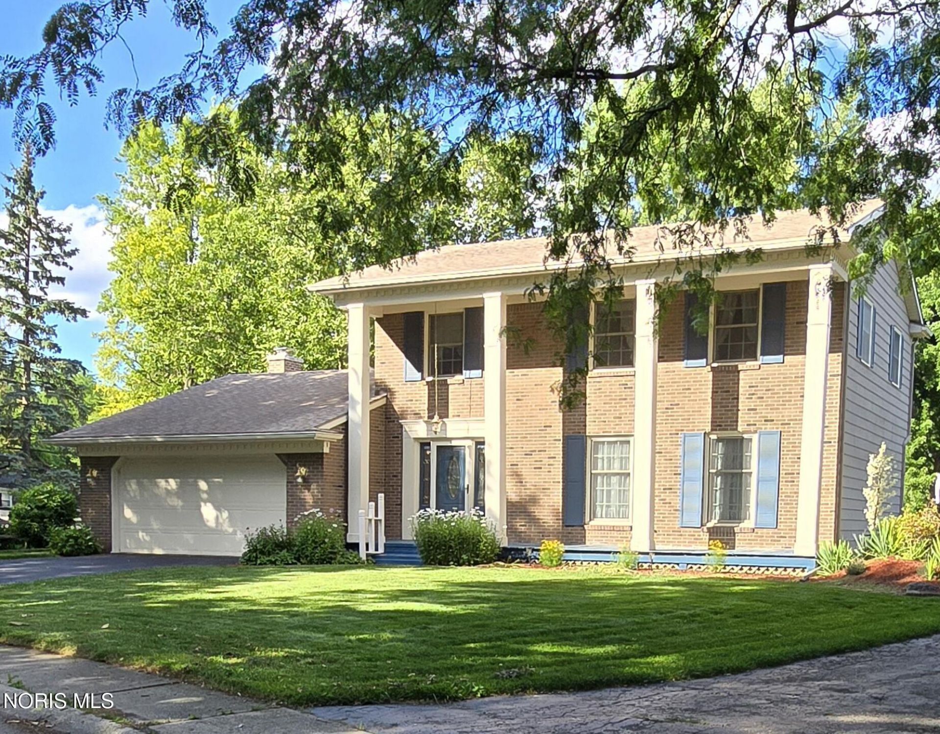 882 Mill Road, Perrysburg, OH 43551 Main Photo