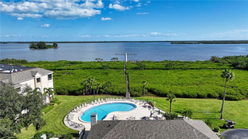 6232 N Mirror Lake Drive, Unit 612, Sebastian, FL 32958 Photo