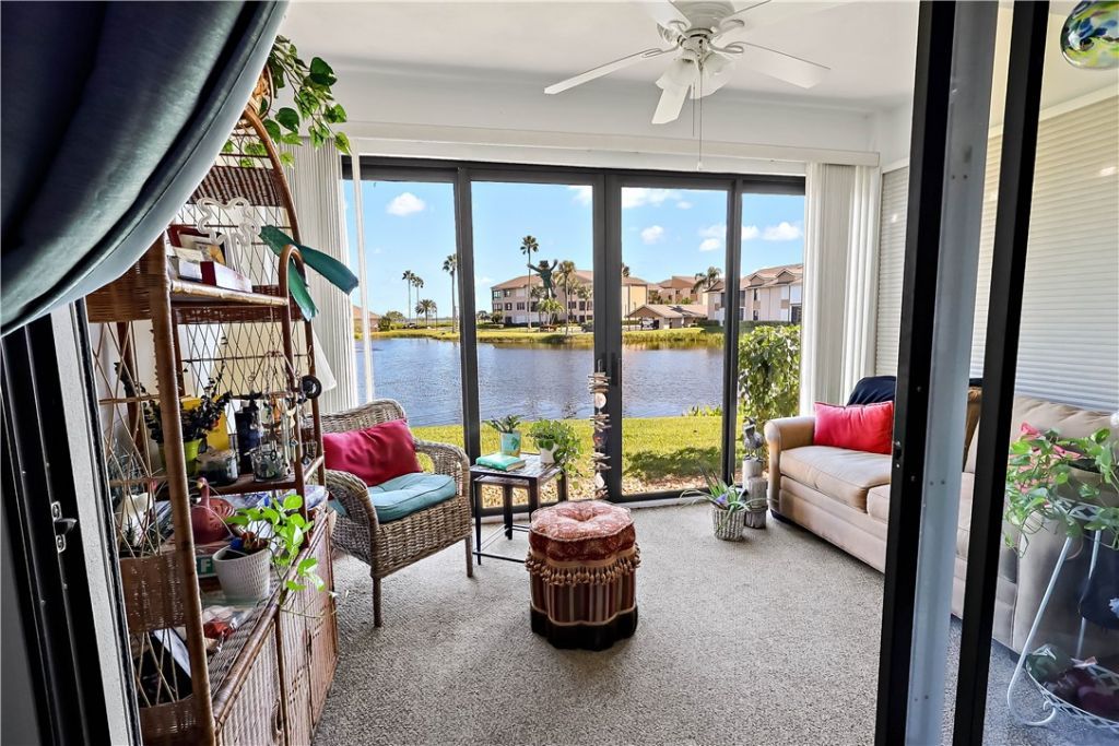 6232 N Mirror Lake Drive, Unit 612, Sebastian, FL 32958 Photo