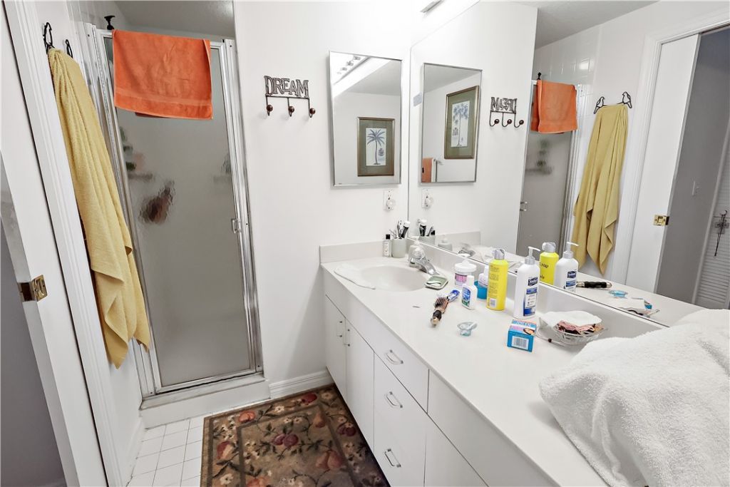 6232 N Mirror Lake Drive, Unit 612, Sebastian, FL 32958 Photo