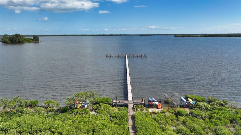6232 N Mirror Lake Drive, Unit 612, Sebastian, FL 32958 Photo