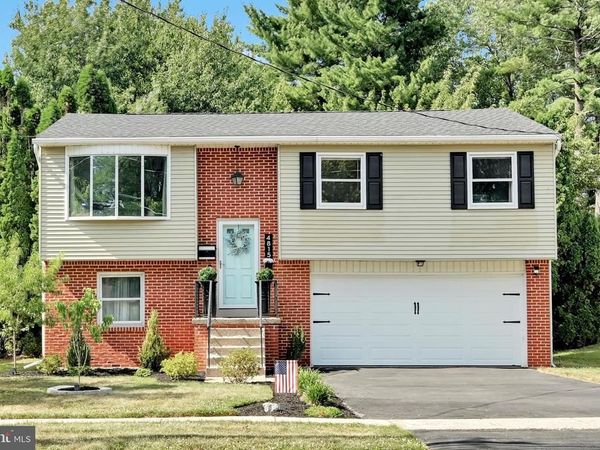4815 DELBROOK ROAD, MECHANICSBURG, PA 17050