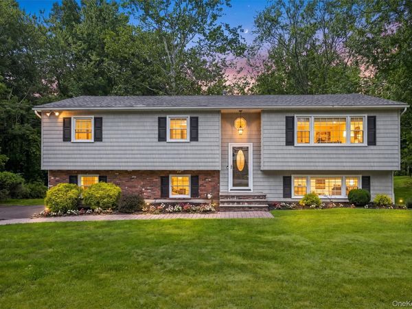 11 Nuthatch Lane , West Nyack, NY 10994