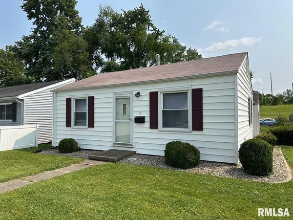 2 Saint James Court, Springfield, IL 62703