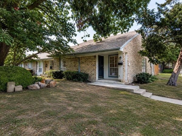 13747 Flagstone Lane, Dallas, TX 75240