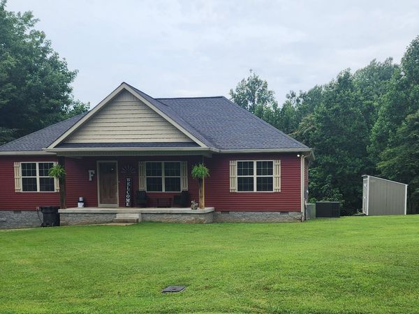 222 Hog Back Ridge Rd , Bethpage, TN 37022