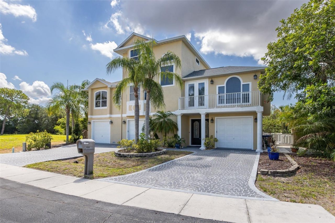 3020 Sheppards Crook Court , Holiday, FL 34691 Photo