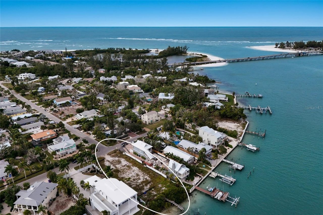 7094 Longboat Drive E, Longboat Key, FL 34228 Photo