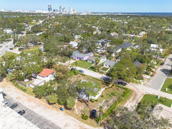 2749 EDWARDS AVENUE S, ST PETERSBURG, FL 33705