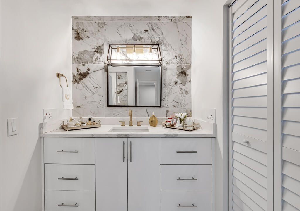 21362 Juego Circle, Unit D, Boca Raton, FL 33433 Photo