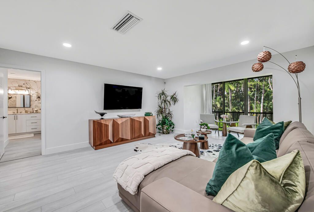 21362 Juego Circle, Unit D, Boca Raton, FL 33433 Photo