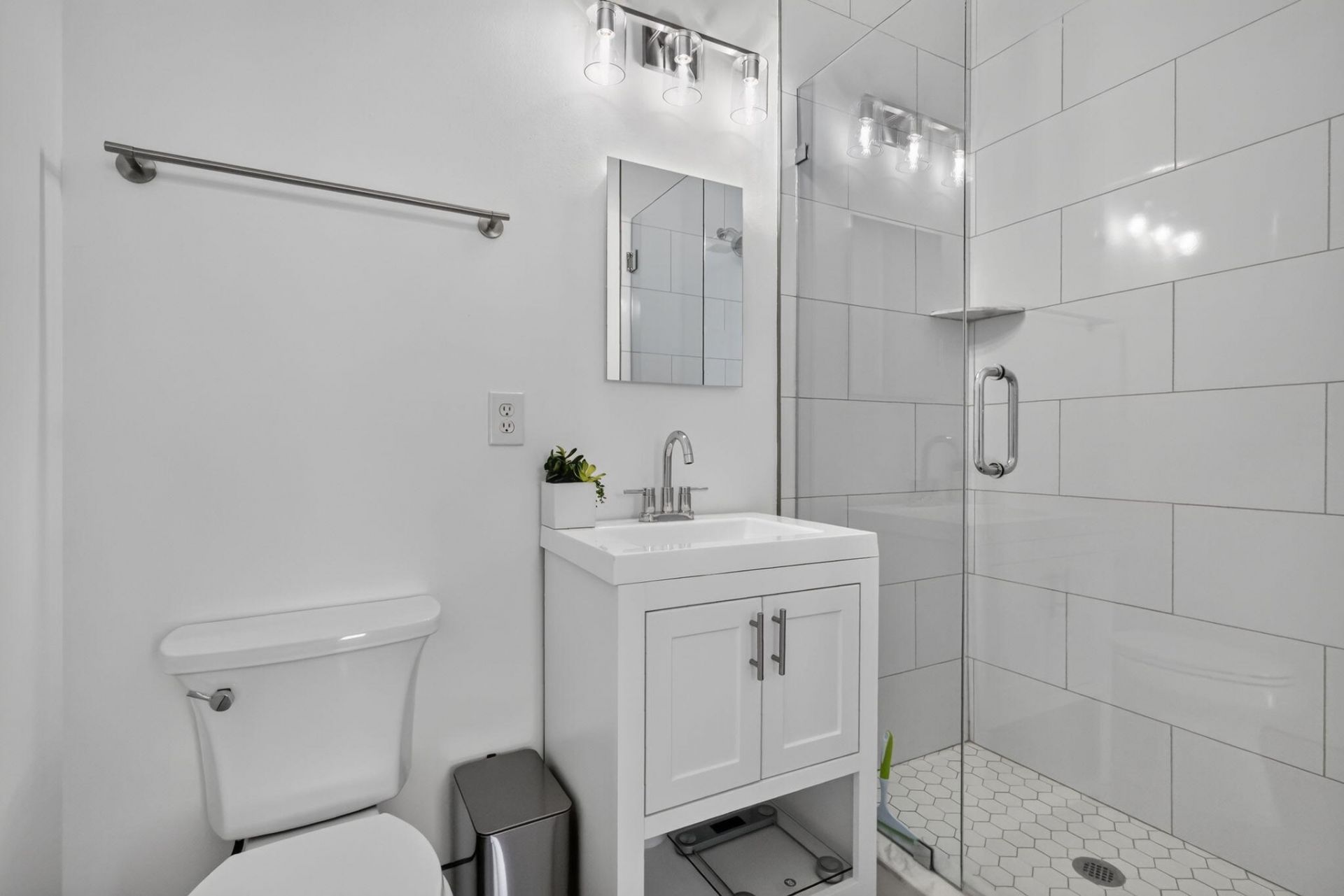 180 NE 6th Avenue, Unit A, Delray Beach, FL 33483 Photo
