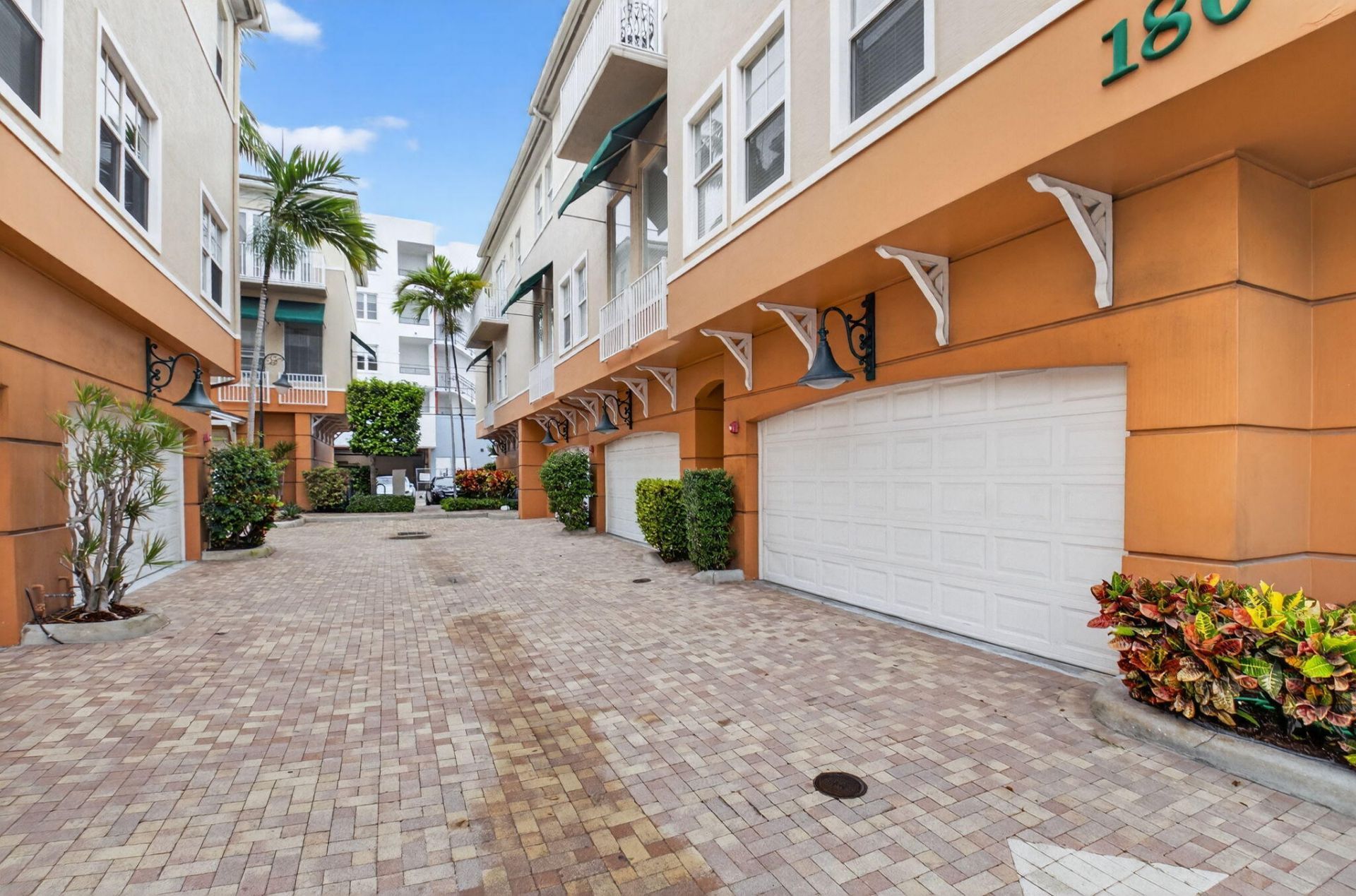180 NE 6th Avenue, Unit A, Delray Beach, FL 33483 Photo