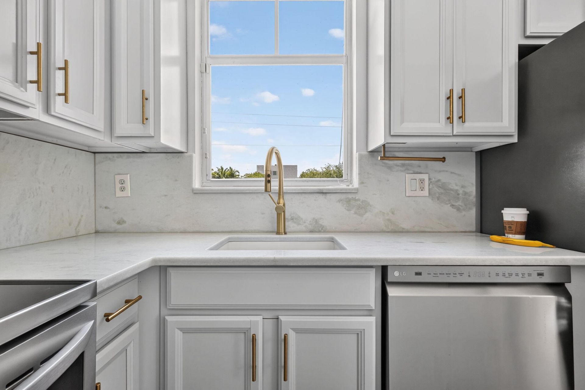180 NE 6th Avenue, Unit A, Delray Beach, FL 33483 Photo