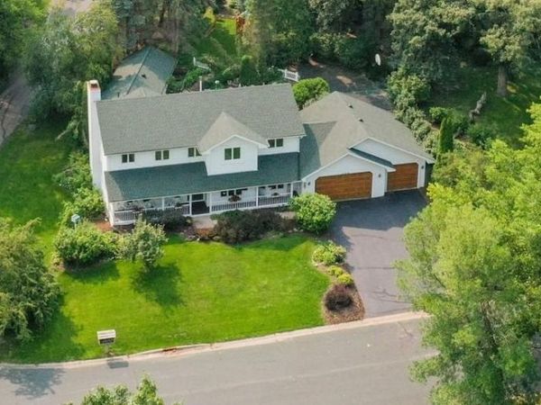 1364 Chatterton Court , Eagan, MN 55123