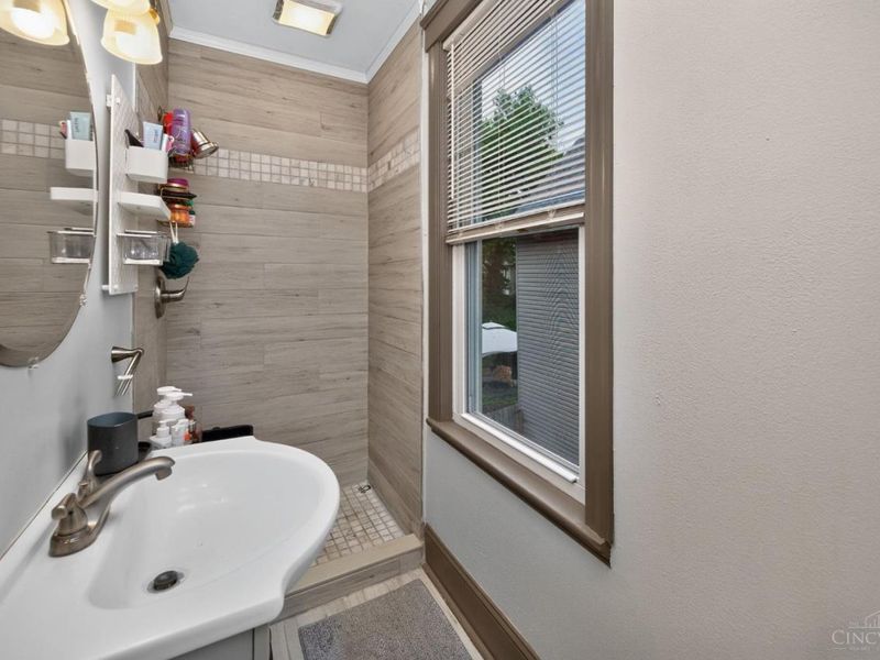 3855 North Bend Road, Cheviot, OH 45211 Photo 29
