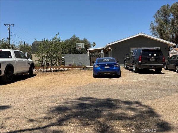 20283 Oakhill, Madera, CA 93638