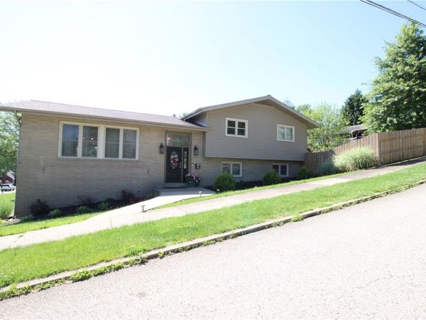 100 Nassau St , Uniontown, PA 15401