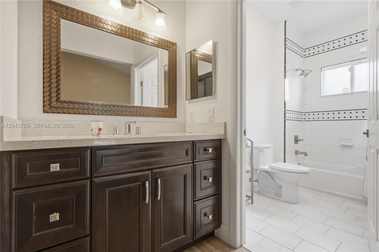 610 SE 12th Ter, Homestead, FL 33033 Photo