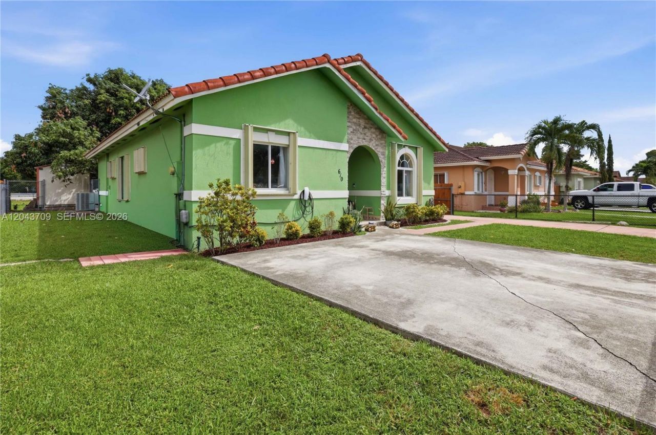 610 SE 12th Ter, Homestead, FL 33033 Photo